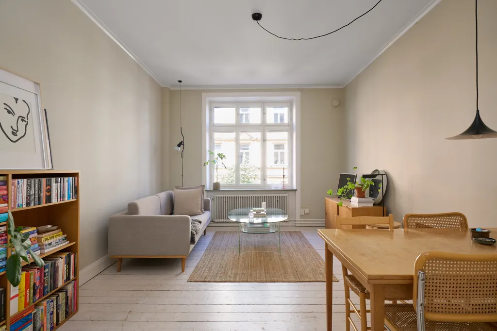 Séjour - Turn-of-the-Century Flat with Garden View in Södermalm