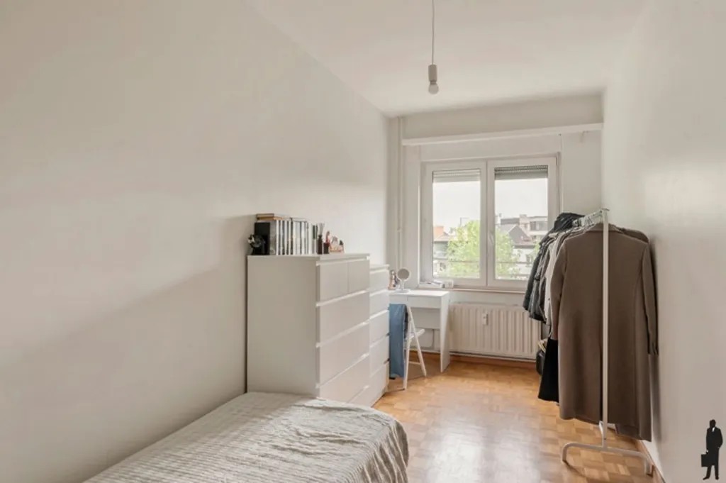 Chambres - Appartement Lumineux avec Vue sur Verdure en Top Location