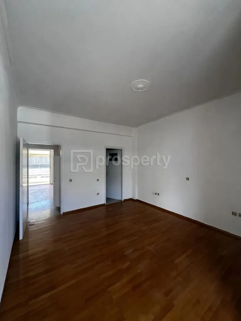 Rooms - City View Flat in Zografou, Athens