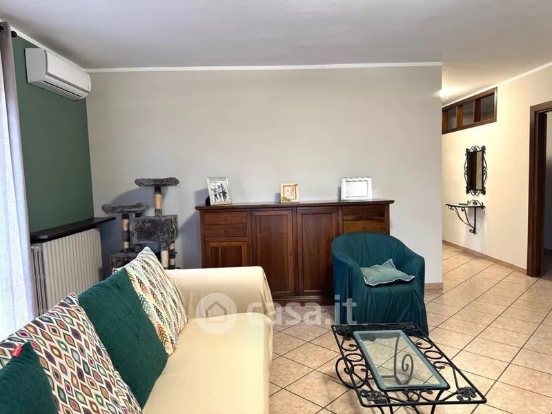 Elutuba - Independent House with Workshop in Ponte Nizza