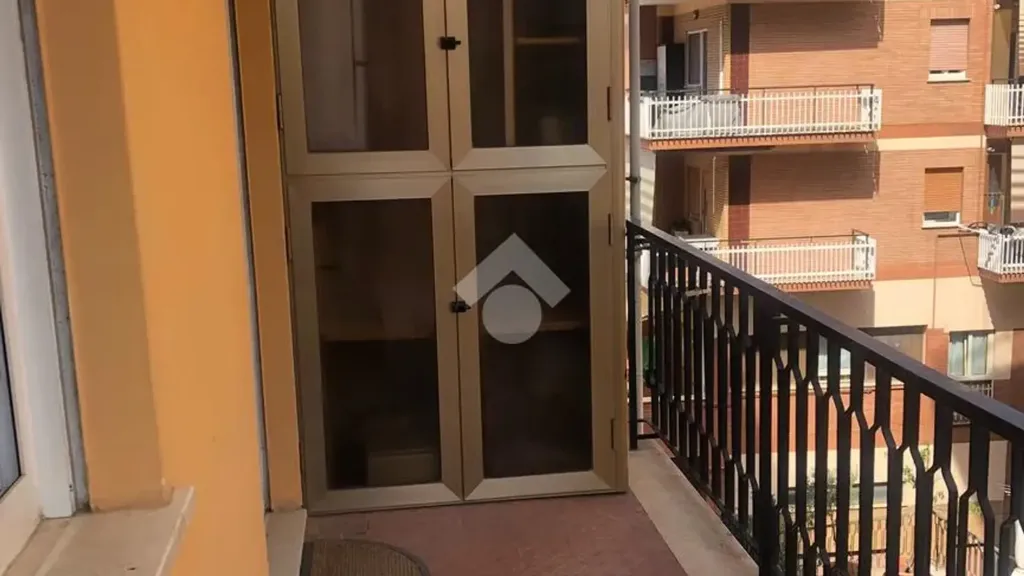 Rõdu - Spacious Apartment with Balcony in Marino