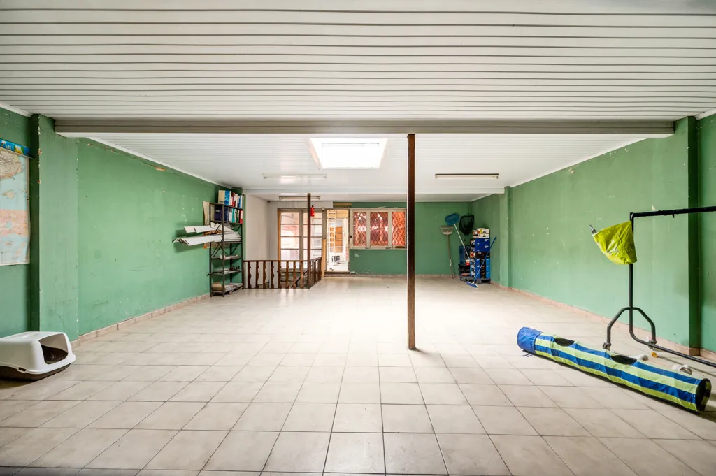 Garage - Local Commercial avec Logement à Herentals