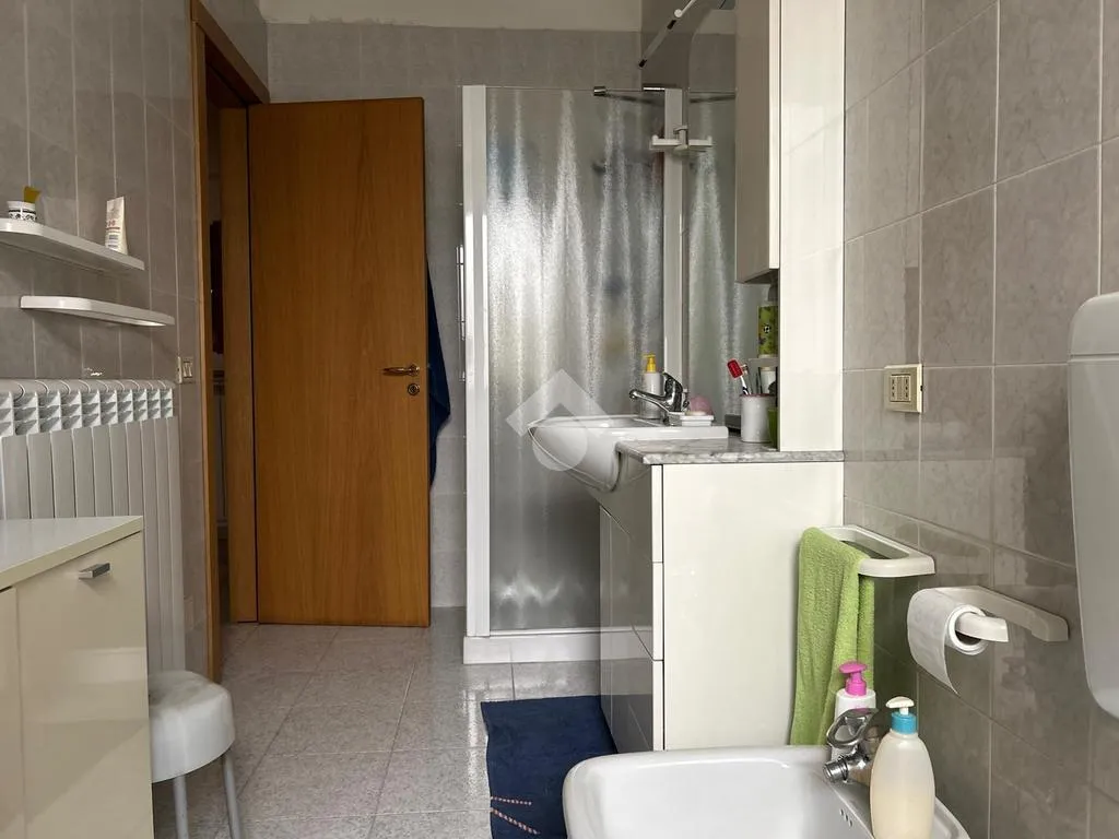Bagni - Independent Two-Unit Building in Grottaglie