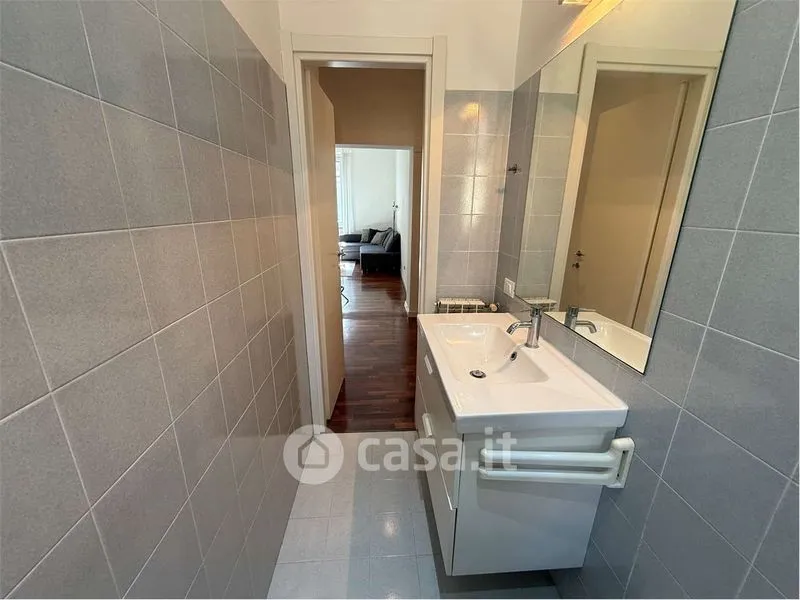Vannitoad - Armed Two-Bedroom in Via Bernardino Verro, Milan