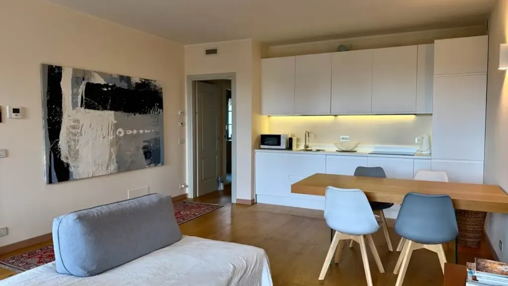 Elutuba - Contemporary Apartment with Golf Resort Access in Bogogno