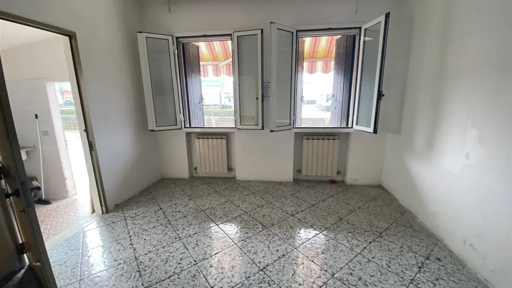 Pièces - Single-Storey House with Office in Chioggia