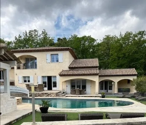 Piscine - Villa de Charme au Calme à Mons