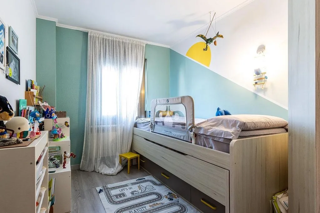 Reformed Apartment with Terrace in Polinyà