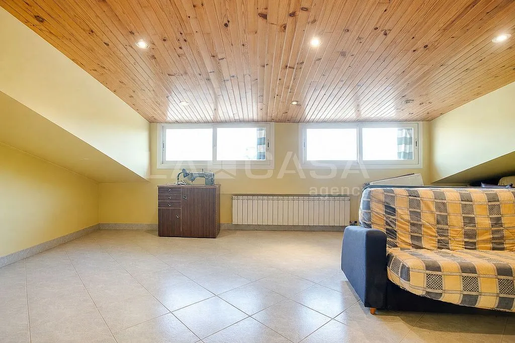 Pièces - Chalet with Terrace in Santa Eulàlia de Ronçana