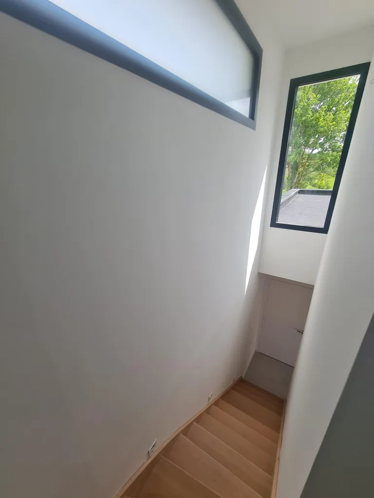 Pièces - Maison Neuve avec Terrasse et Jardin près du Golf