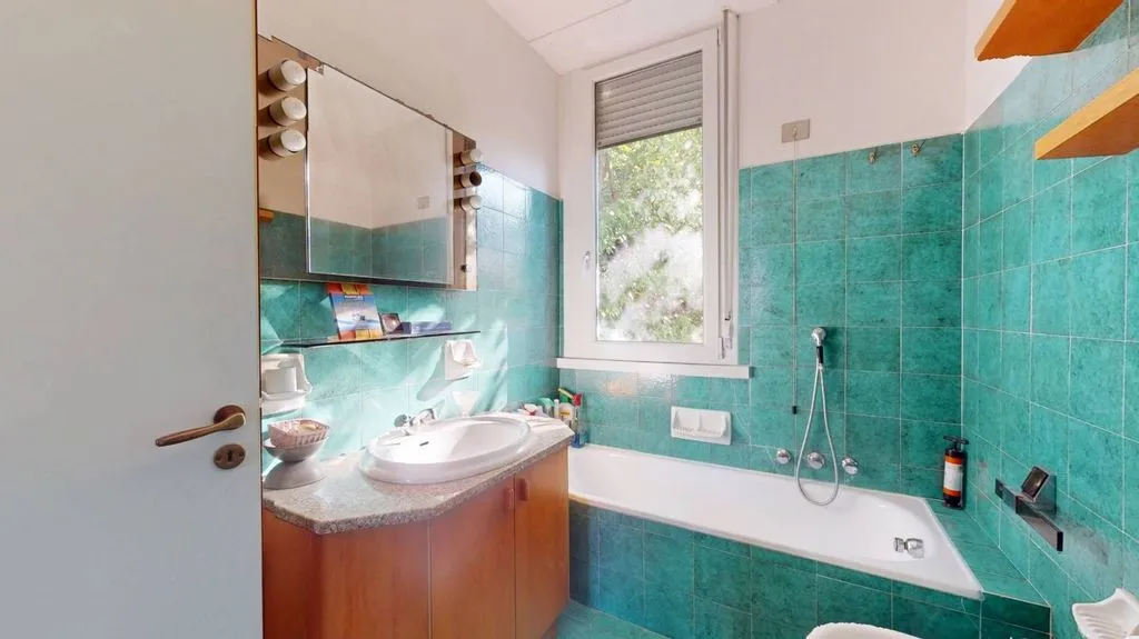 Salles de bain - Luxury Terraced House with Private Garden in San Lazzaro di Savena