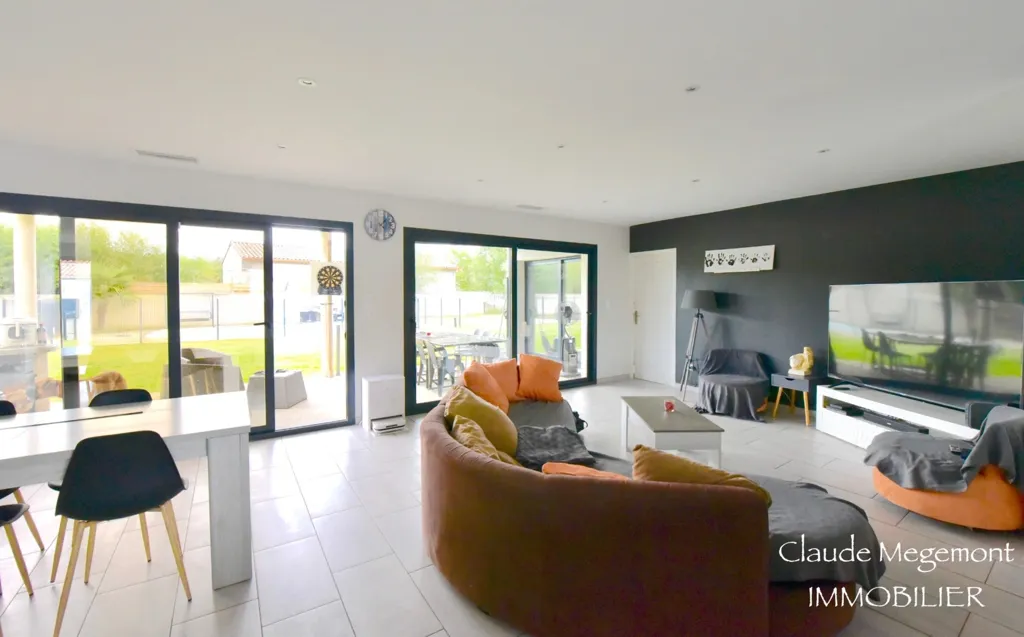 Séjour - Maison Contemporaine avec Piscine près de Lavaur