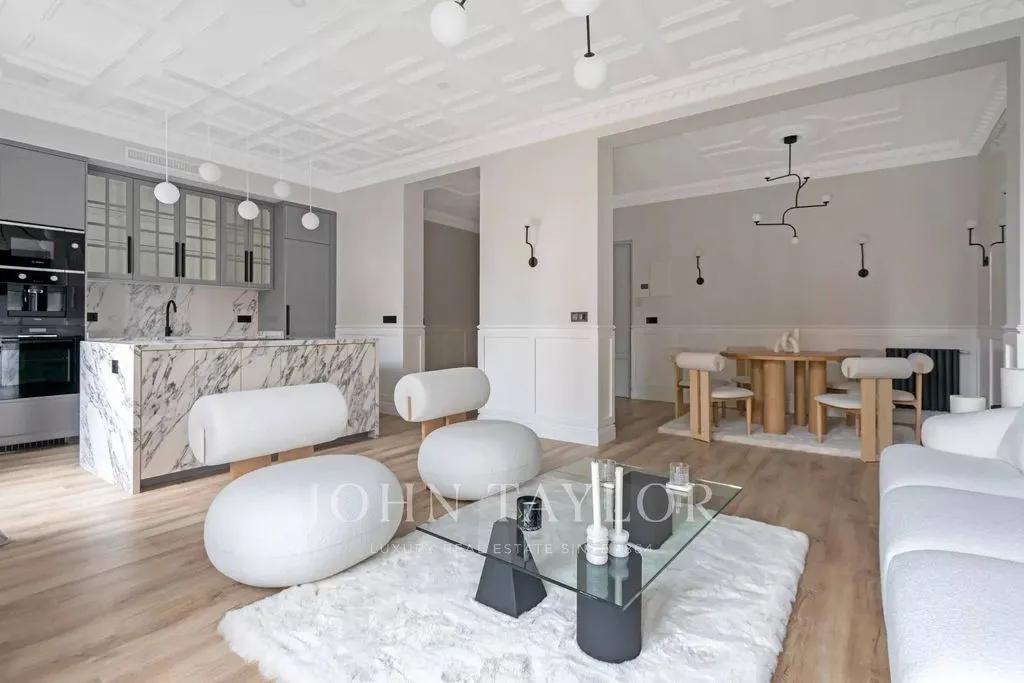 Elutuba - Luxury Flat with Balconies in Salamanca, Madrid