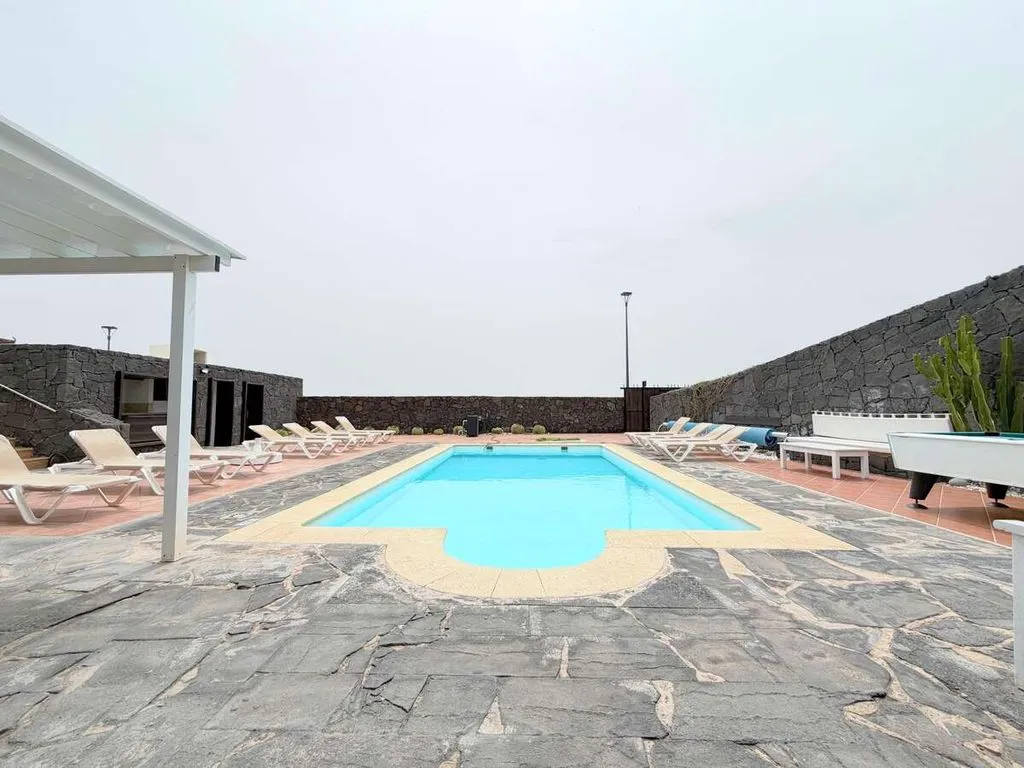 Piscine - Luxury Villa with Sea View in La Asomada