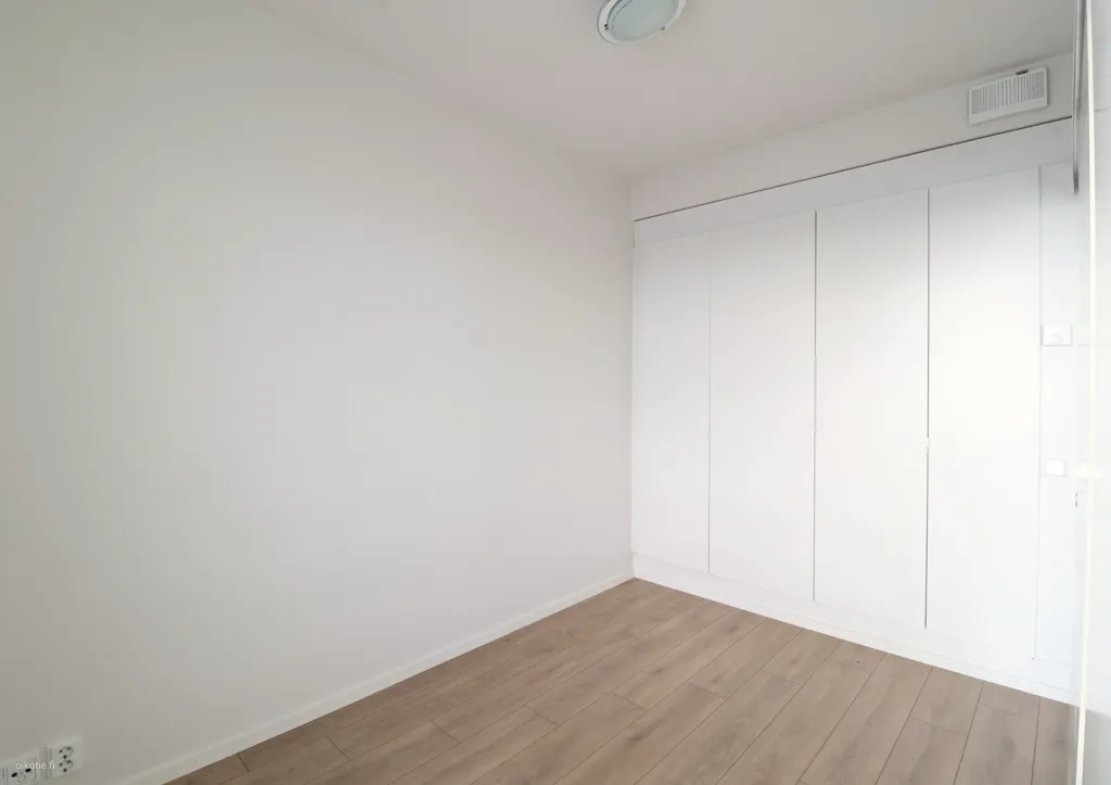 Pièces - Bright Apartment with Balcony in Vantaa