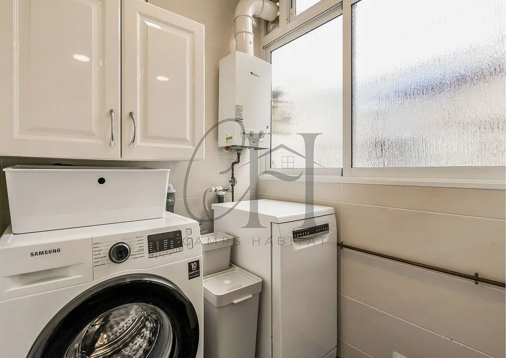 Utility Room - Apartment with Sea View in Roses, Castellbell