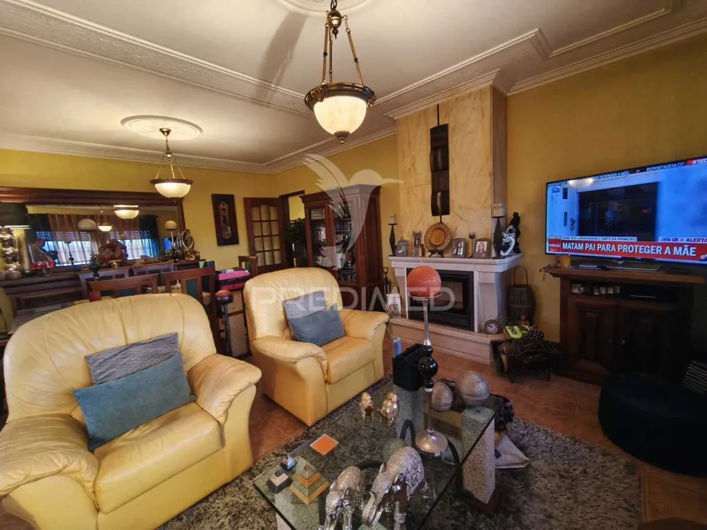 Séjour - Spacious T3 Apartment with Elevator in Vagos