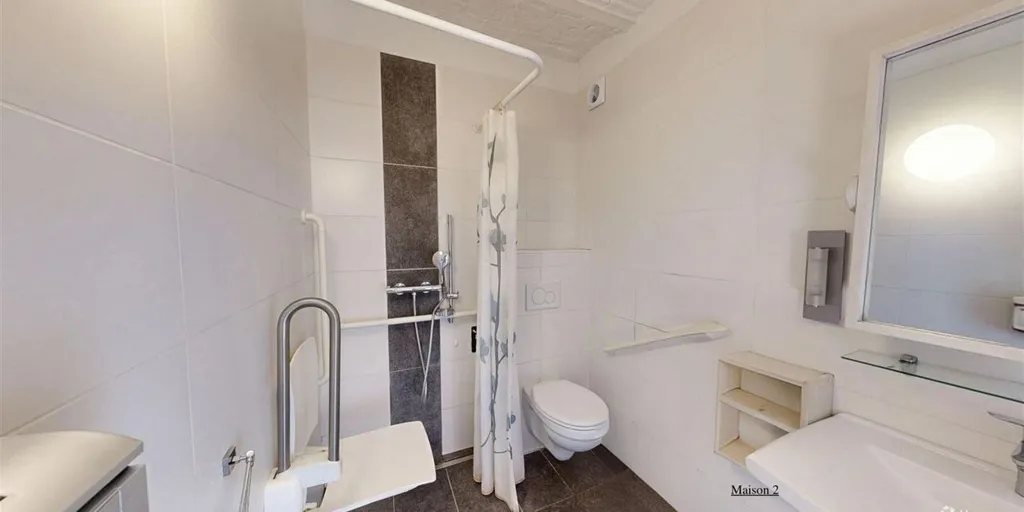 Bagni - Complex with Pool in Opprebais