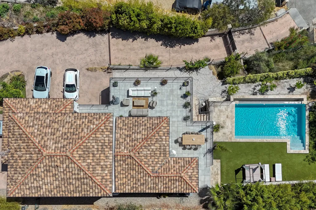 Vue aérienne - Villa avec Vue Panoramique sur la Mer à Saint-Mandrier