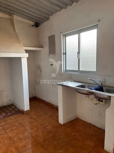 Cuisine - Detached House with Fruit Trees in Água Derramada