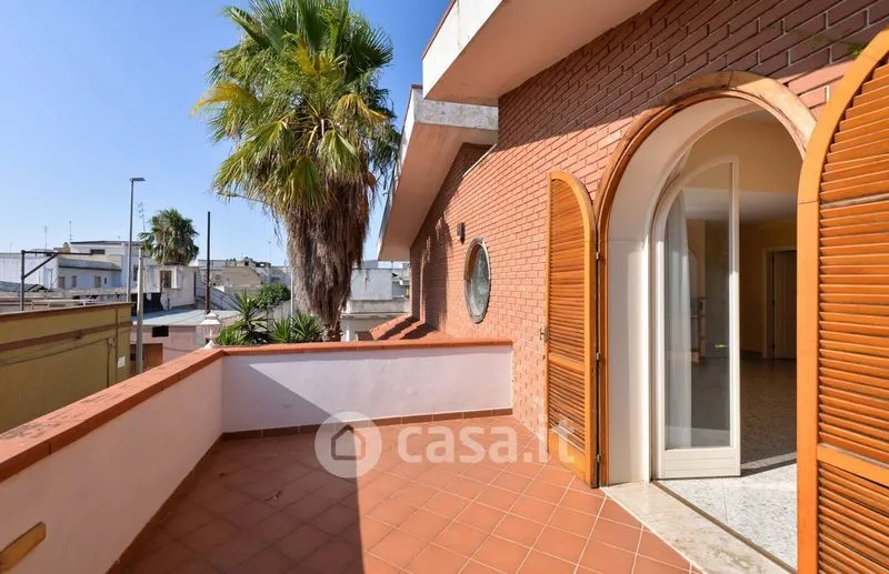 Terrazza - Modern Villa with Garden in Torricella