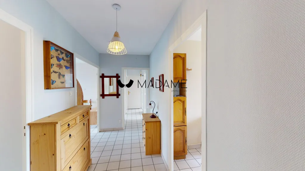 Esik - Apartment with Balcony in Saint-Martin-d'Hères