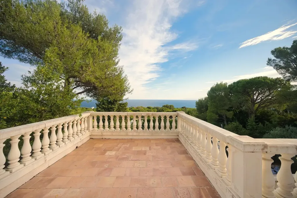 Terrazza - Provençal Villa with Sea Views in Cap Ferrat