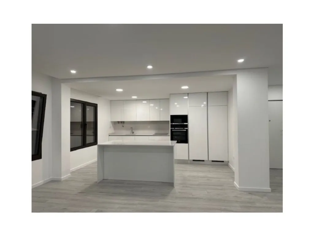 Köök - Luxury Apartment with Central Heating in Montijo