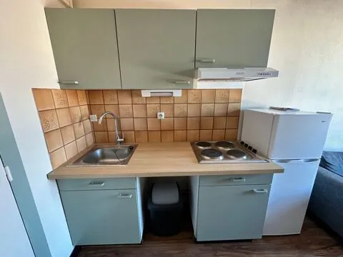 Cuisine - Studio Meublé à Saint-Dié-des-Vosges