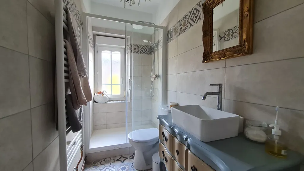 Vannitoad - Completely Renovated House in Maintenon Centre
