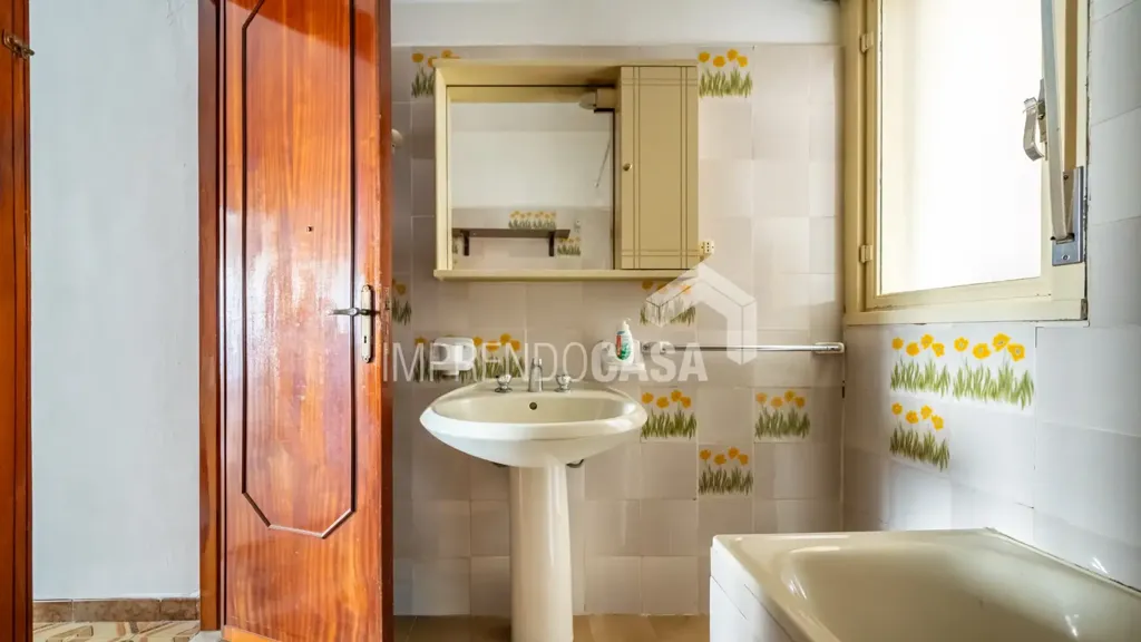 Vannitoad - Bright Trilocale with Balcony in Palermo