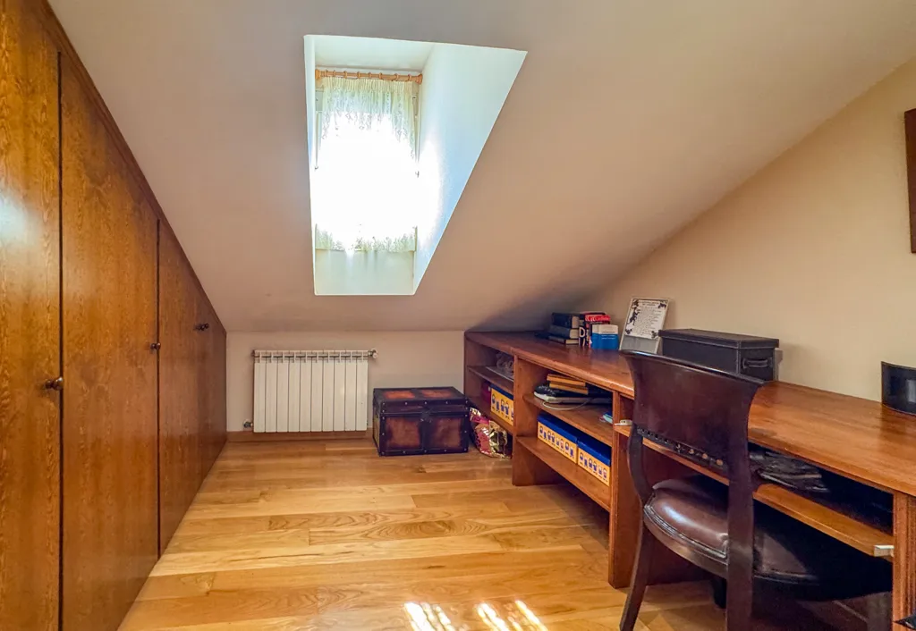 Kabinet - Rustic Chalet with Olive Grove in Segorbe