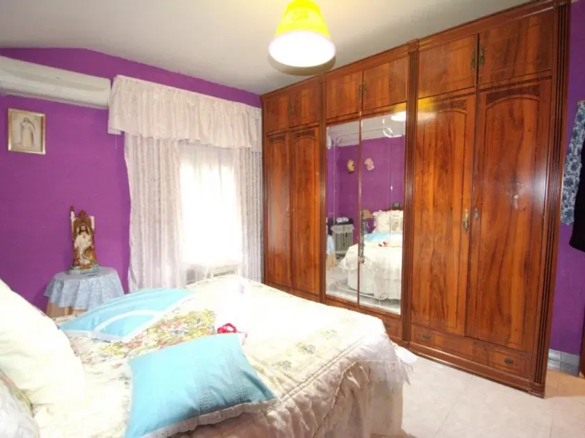 Chambres - Traditional Chalet with Historic Charm in Cáceres