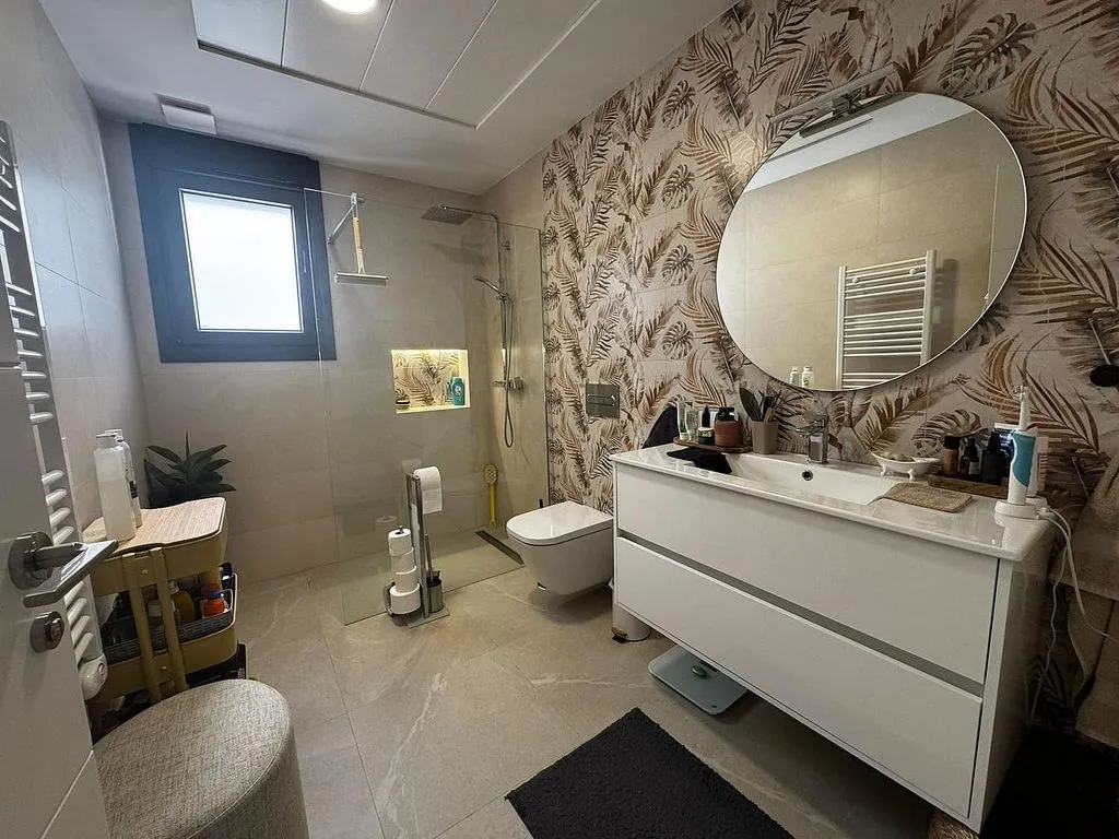 Bathrooms - Duplex with Pool and Terrace in San Pedro del Pinatar