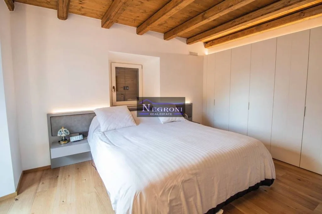 Magamistoad - Luxury Apartment with Medieval View in Gromo