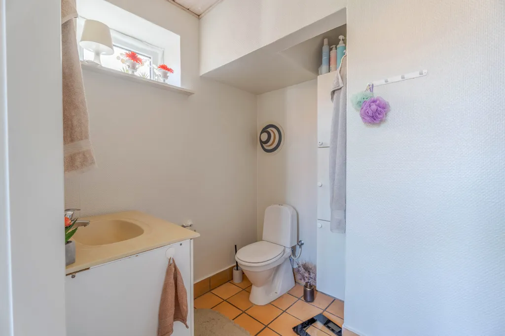 Bagni - Villa with Two Apartments in Assens