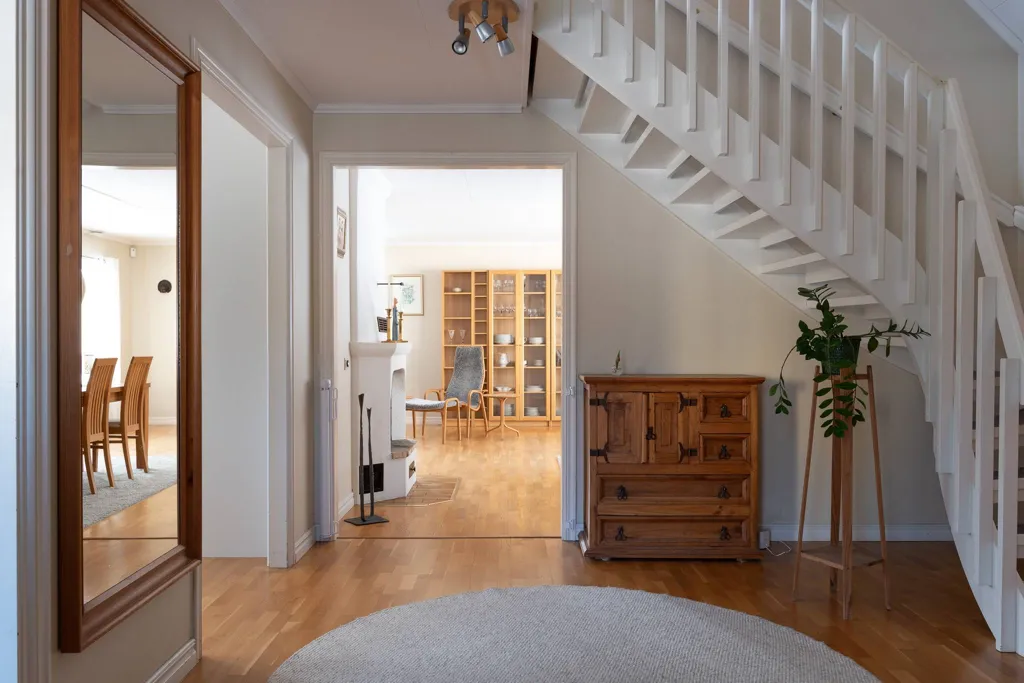 Entrée - 1.5-Floor Villa with Garden in Västerås