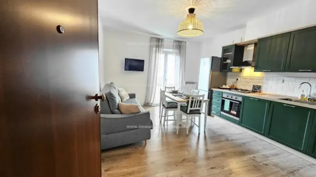 Cuisine - Rustic Bilocale with Private Parking in Certaldo Centre