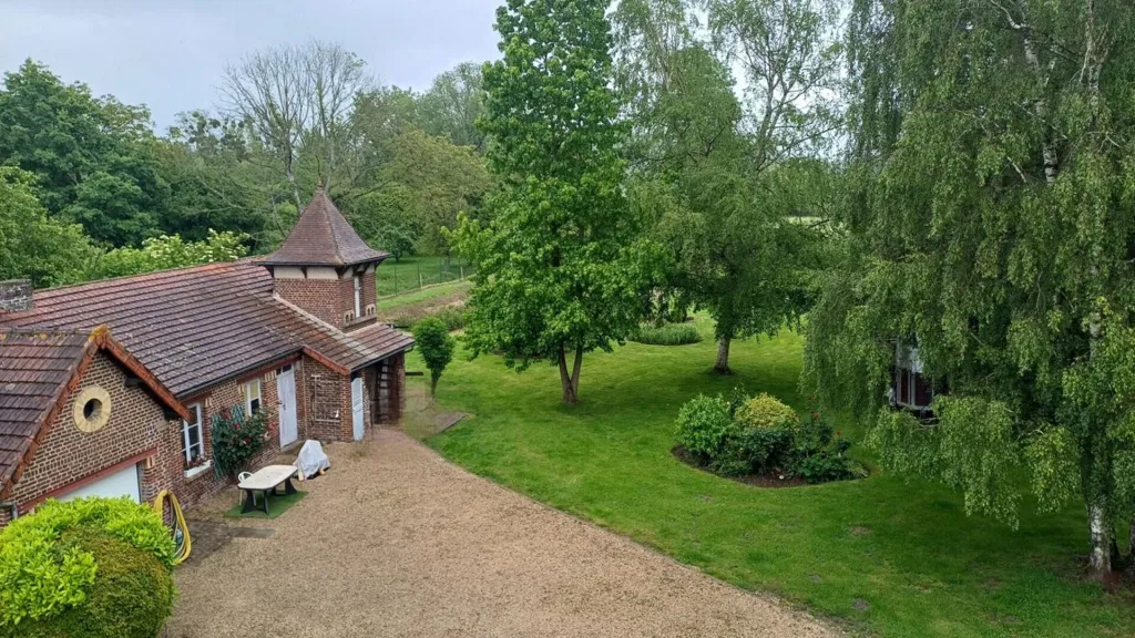 Õhuvaade - Charming Bourgeois House with Garden in Noyon