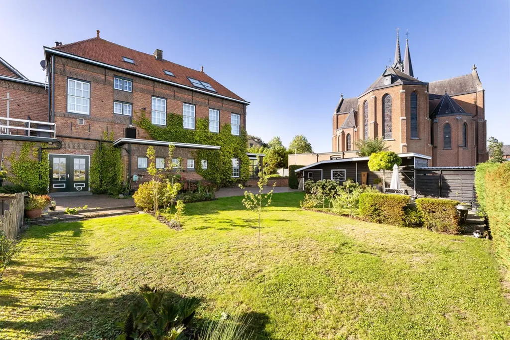 Jardin - Rijksmonument Villa with Garden in Lamswaarde
