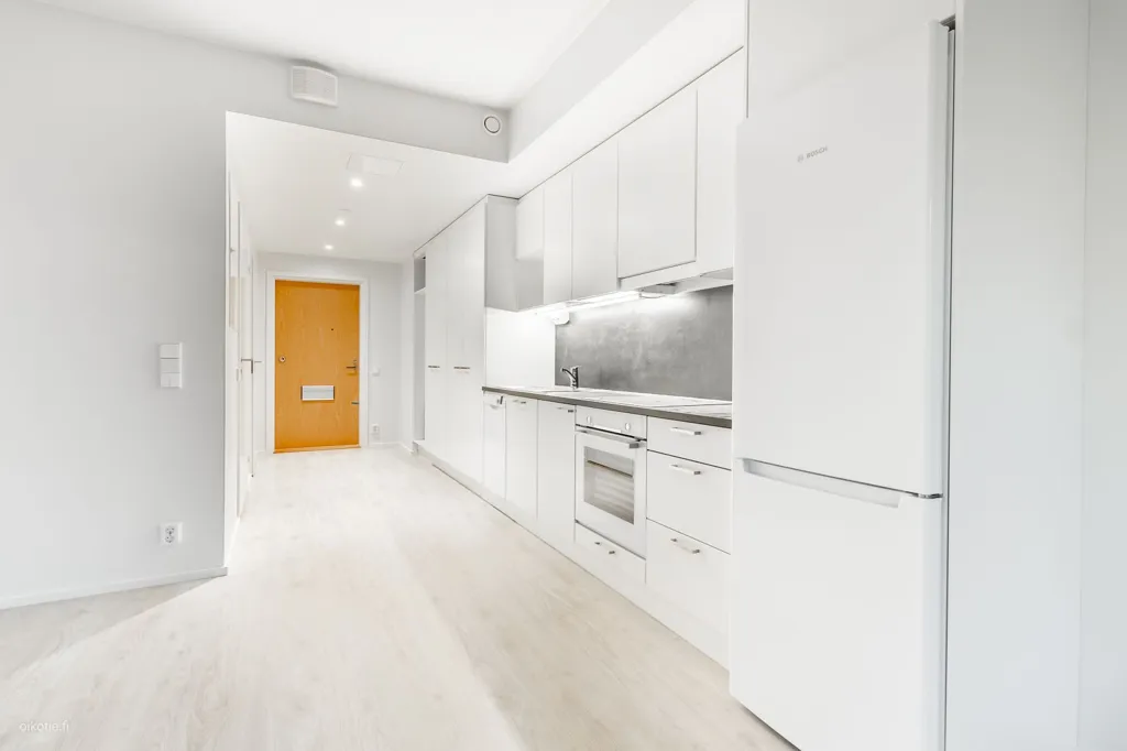 Cucina - Bright Studio with Balcony in Vantaa's Kivistö