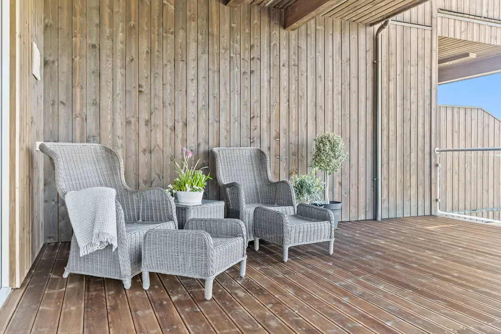 Terrazza - Modern Apartment with Terrace in Lyngdal