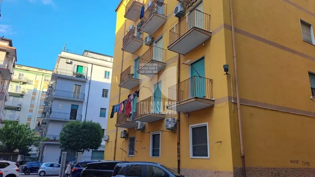 Extérieur - Rearfacing Apartment with Balconies in Crotone