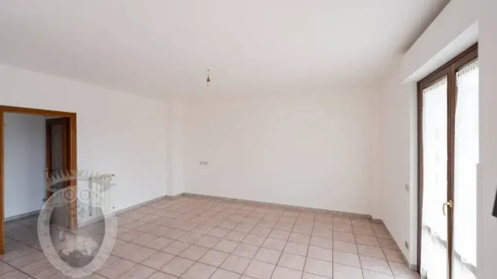Pièces - Apartment with Private Garden in Cortona