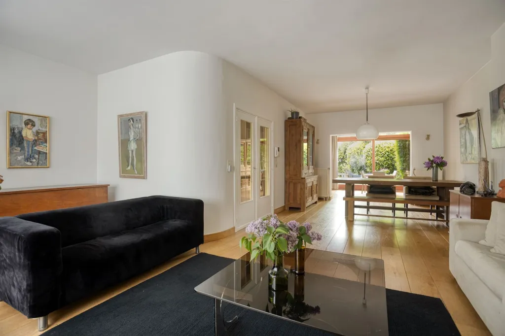 Séjour - Maison Rénovée avec Jardin à Edegem