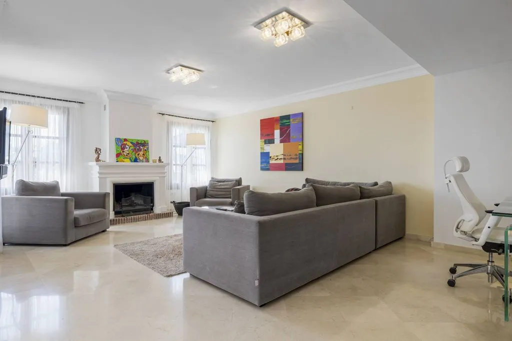 Séjour - Luxury Townhouse with Pool in Benahavís