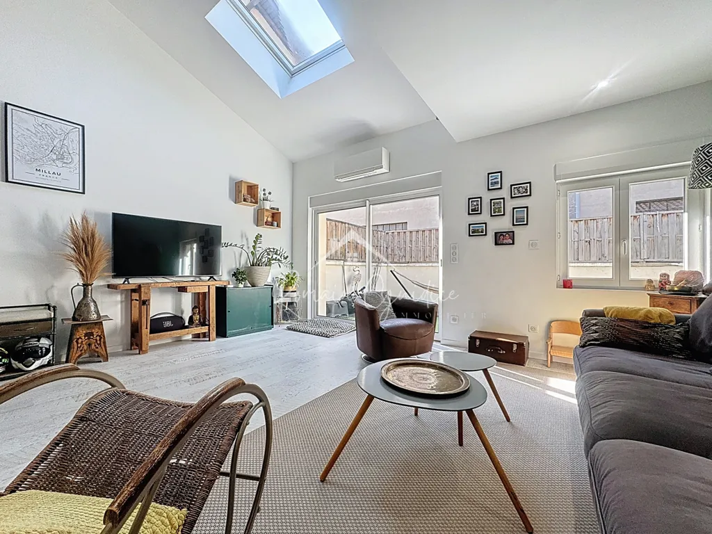 Séjour - Loft en Duplex avec Spa et Parking à Millau