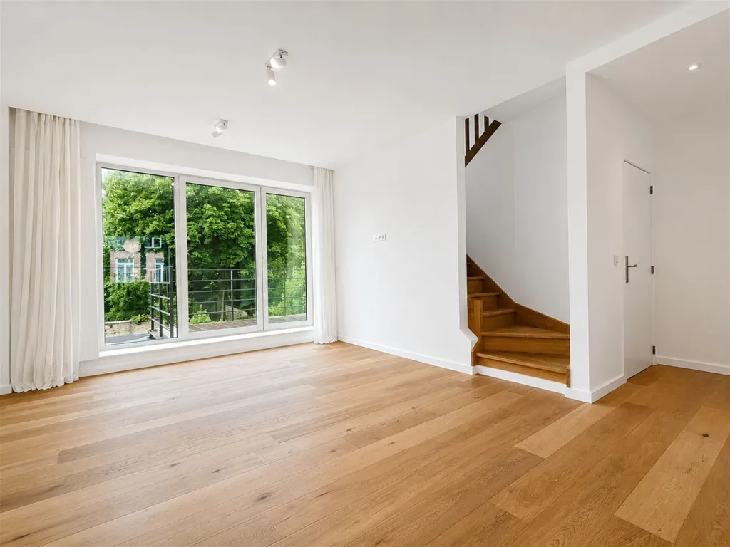 Living Room - Triplex Apartment with Terrace in Uccle