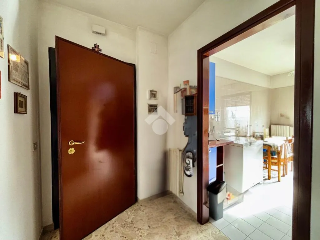 Entrée - Top-Floor Apartment with Balcony in Loseto