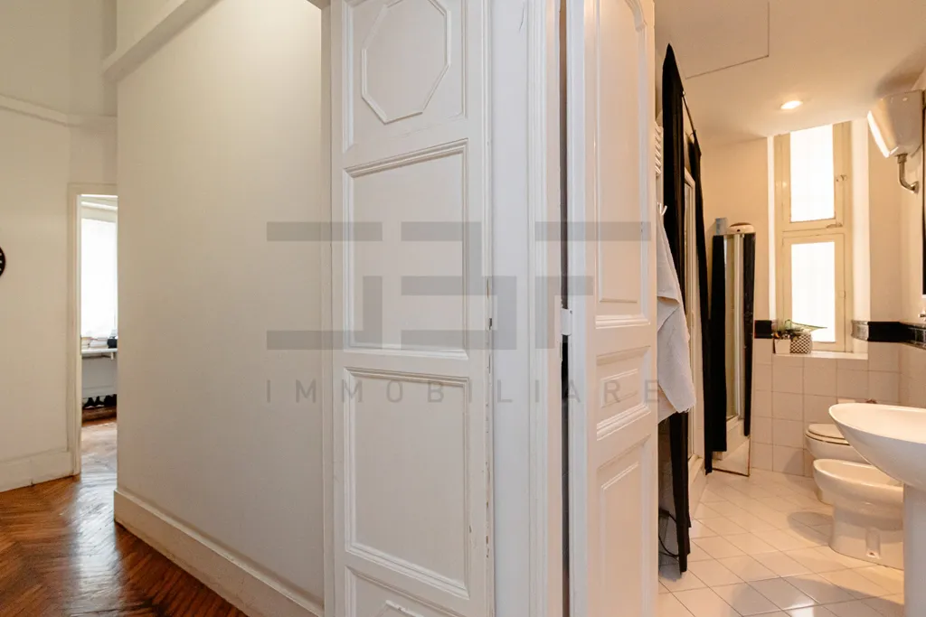 Salles de bain - Period Apartment in Prati, Rome